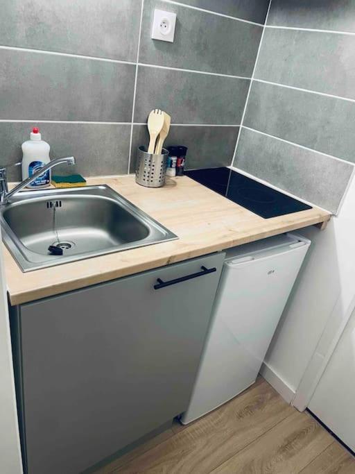 Apartamento Le P'Tit Stud' Castres  Exterior foto